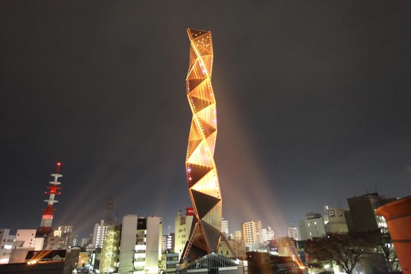 ライトアップ水戸芸術館