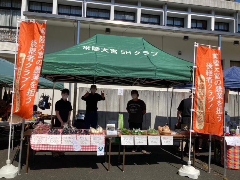 映画祭に出店する５Hクラブ